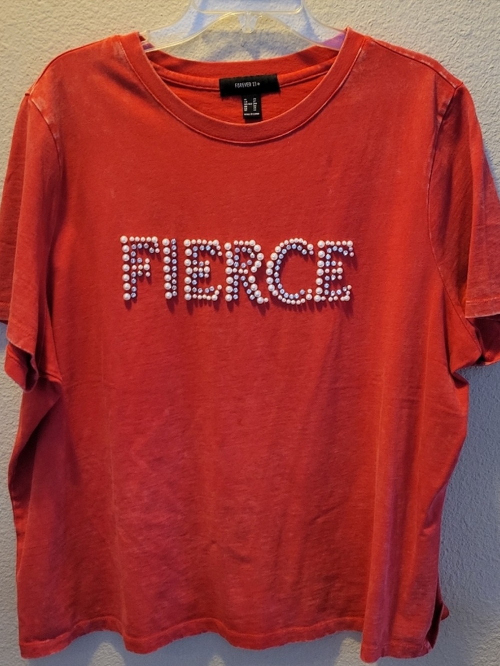 Fierce pearls and crystals embroidered red T-shirt tee size 2X Halloween